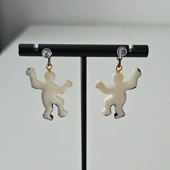 Black and White Dancing People - Picture 3 of 3